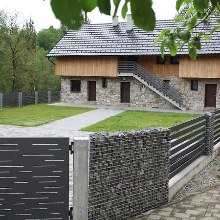 Mulina River Lodge Pribanjci Eksteriør billede