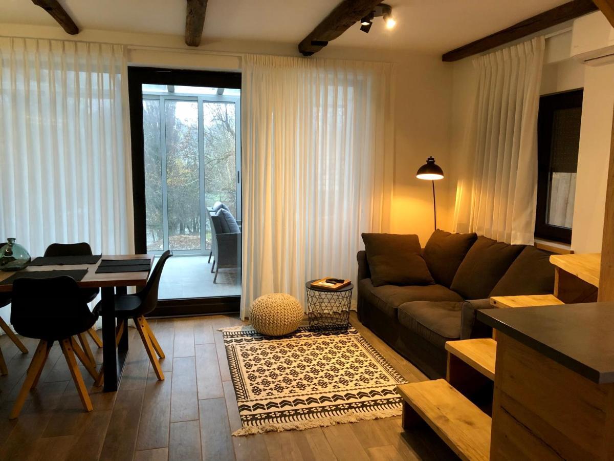 Mulina River Lodge Pribanjci Eksteriør billede